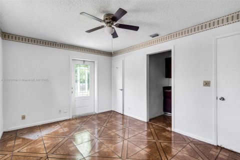 Villa ou maison à vendre à Boynton Beach, Floride: 2 chambres, 146.69 m2 № 1814800 - photo 14