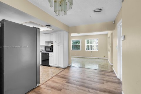 Villa ou maison à vendre à Boynton Beach, Floride: 2 chambres, 146.69 m2 № 1814800 - photo 7