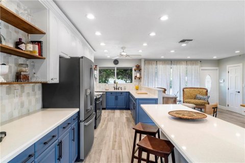 House in Fort Lauderdale, Florida 3 bedrooms, 128.67 sq.m. № 1877543 - photo 9