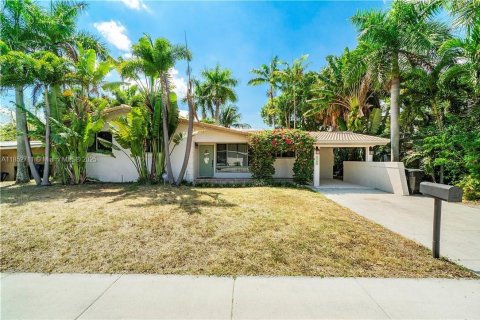 House in Fort Lauderdale, Florida 3 bedrooms, 128.67 sq.m. № 1877543 - photo 3