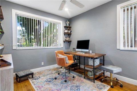 House in Fort Lauderdale, Florida 3 bedrooms, 128.67 sq.m. № 1877543 - photo 16