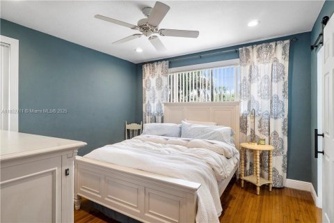 House in Fort Lauderdale, Florida 3 bedrooms, 128.67 sq.m. № 1877543 - photo 20
