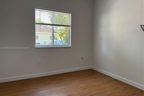 Condo in Homestead, Florida, 2 bedrooms  № 1888786 - photo 4