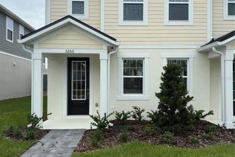 Adosado en venta en Apopka, Florida, 4 dormitorios, 155.89 m2 № 1917904 - foto 1