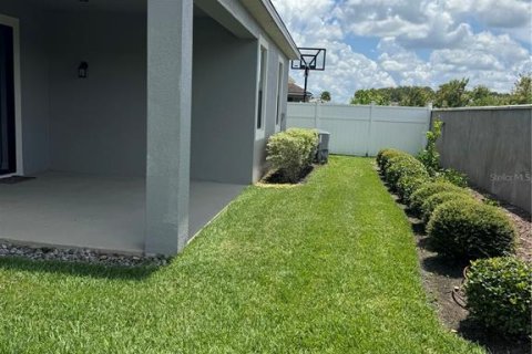 Villa ou maison à vendre à Kissimmee, Floride: 3 chambres, 189.06 m2 № 2098908 - photo 20