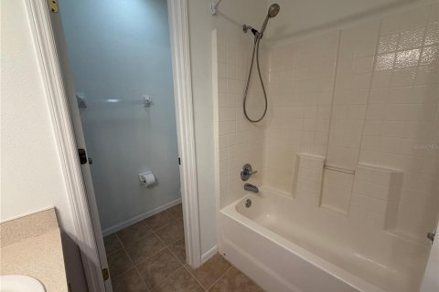 Touwnhouse à vendre à Bradenton, Floride: 2 chambres, 107.77 m2 № 2376886 - photo 21