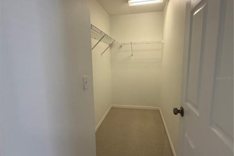 Touwnhouse à vendre à Bradenton, Floride: 2 chambres, 107.77 m2 № 2376886 - photo 18