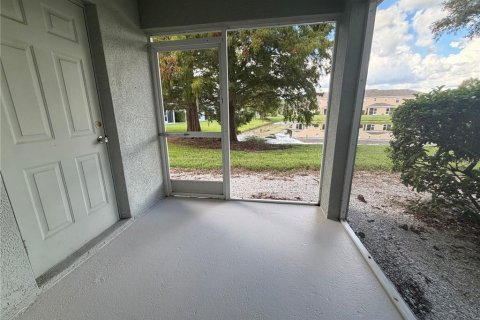 Touwnhouse à vendre à Bradenton, Floride: 2 chambres, 107.77 m2 № 2376886 - photo 14