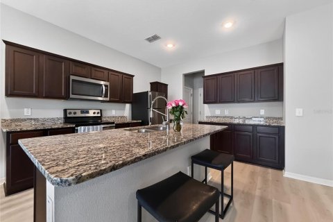 Casa en venta en Sanford, Florida, 4 dormitorios, 192.21 m2 № 2285554 - foto 7