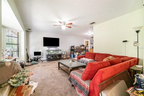 Casa en venta en Apopka, Florida, 3 dormitorios, 207.82 m2 № 1786095 - foto 6