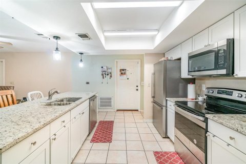 Casa en venta en Apopka, Florida, 3 dormitorios, 207.82 m2 № 1786095 - foto 10