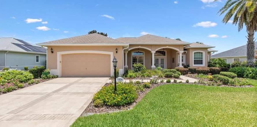 Casa en The Villages, Florida 3 dormitorios, 216.65 m2 № 2222588