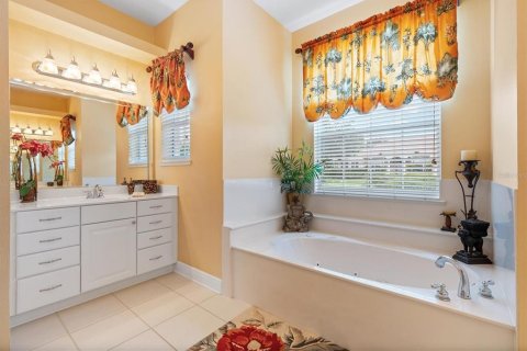 Casa en venta en The Villages, Florida, 3 dormitorios, 216.65 m2 № 2222588 - foto 25