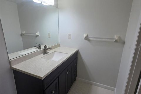 Condominio en alquiler en Tierra Verde, Florida, 1 dormitorio, 73.39 m2 № 2425526 - foto 14