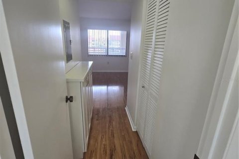 Condominio en alquiler en Tierra Verde, Florida, 1 dormitorio, 73.39 m2 № 2425526 - foto 8