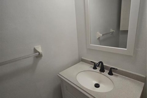 Condominio en alquiler en Tierra Verde, Florida, 1 dormitorio, 73.39 m2 № 2425526 - foto 17