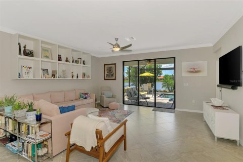 Villa ou maison à vendre à Venice, Floride: 4 chambres, 188.13 m2 № 1911969 - photo 18