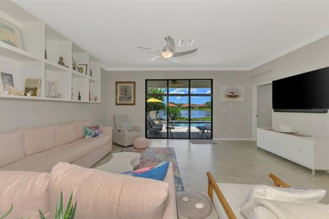 Villa ou maison à vendre à Venice, Floride: 4 chambres, 188.13 m2 № 1911969 - photo 19