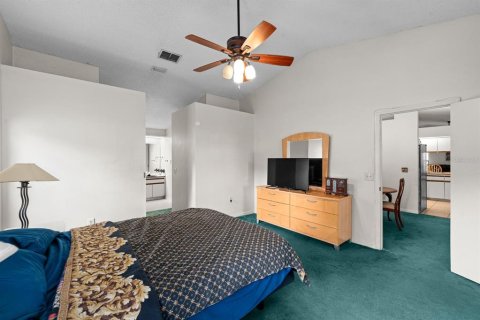 House in Lakeland, Florida 3 bedrooms, 182.46 sq.m. № 2123716 - photo 18