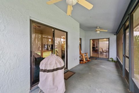 House in Lakeland, Florida 3 bedrooms, 182.46 sq.m. № 2123716 - photo 29