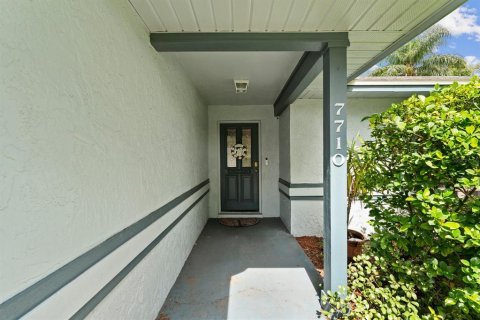 House in Lakeland, Florida 3 bedrooms, 182.46 sq.m. № 2123716 - photo 7
