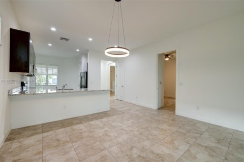 Casa en venta en Port St. Lucie, Florida, 3 dormitorios, 152.92 m2 № 1923851 - foto 22