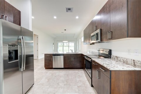Casa en venta en Port St. Lucie, Florida, 3 dormitorios, 152.92 m2 № 1923851 - foto 5