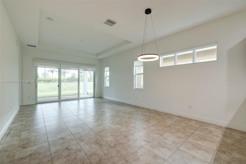 Casa en venta en Port St. Lucie, Florida, 3 dormitorios, 152.92 m2 № 1923851 - foto 9