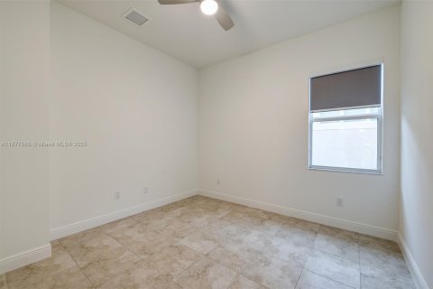 Casa en venta en Port St. Lucie, Florida, 3 dormitorios, 152.92 m2 № 1923851 - foto 24