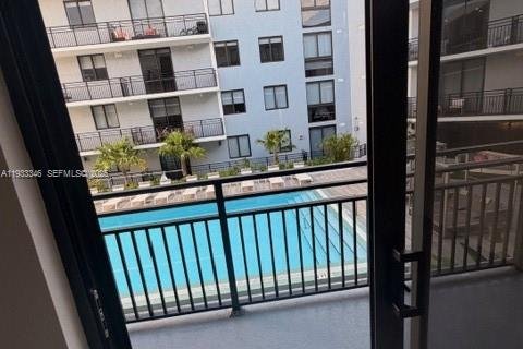 Снять в аренду виллу или дом в Майами, Флорида 1 спальня, № 1991209 - фото 8