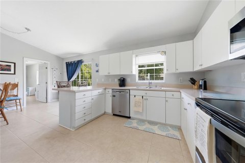 Villa ou maison à vendre à Ocala, Floride: 3 chambres, 128.21 m2 № 2272759 - photo 15