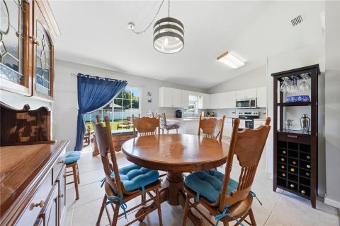 Villa ou maison à vendre à Ocala, Floride: 3 chambres, 128.21 m2 № 2272759 - photo 12