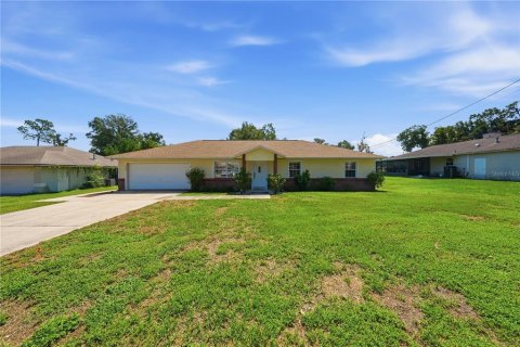 Villa ou maison à vendre à Ocala, Floride: 3 chambres, 128.21 m2 № 2272759 - photo 2