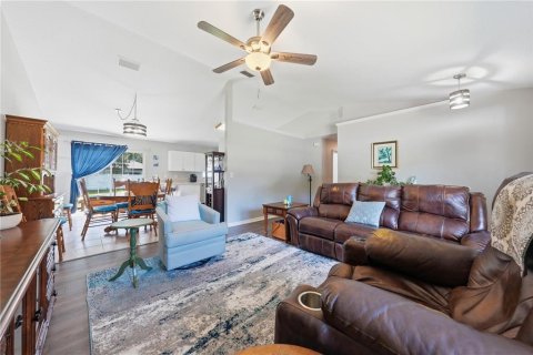Villa ou maison à vendre à Ocala, Floride: 3 chambres, 128.21 m2 № 2272759 - photo 11