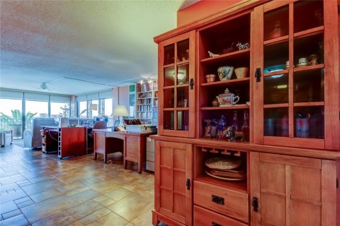 Condominio en venta en Clearwater, Florida, 2 dormitorios, 143.07 m2 № 1616805 - foto 16