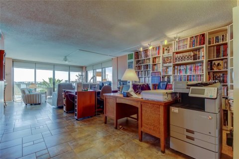 Condominio en venta en Clearwater, Florida, 2 dormitorios, 143.07 m2 № 1616805 - foto 13
