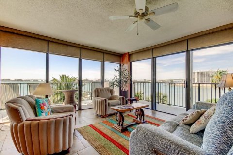 Condominio en venta en Clearwater, Florida, 2 dormitorios, 143.07 m2 № 1616805 - foto 5