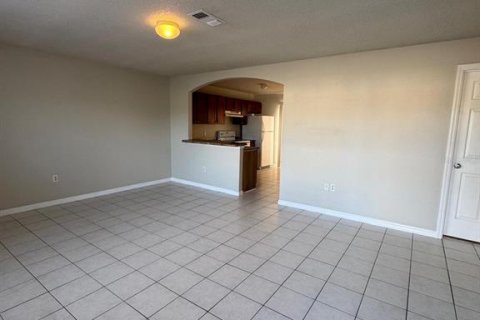 Apartment in Winter Haven, Florida 3 bedrooms, 99.87 sq.m. № 2198535 - photo 3