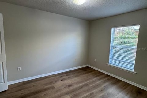 Apartment in Winter Haven, Florida 3 bedrooms, 99.87 sq.m. № 2198535 - photo 16