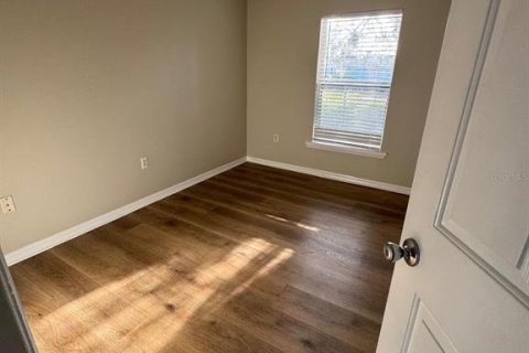 Apartment in Winter Haven, Florida 3 bedrooms, 99.87 sq.m. № 2198535 - photo 13