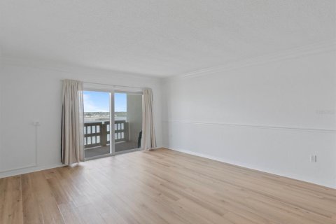 Купить кондоминиум в Порт-Оранж, Флорида 6 комнат, 114.18м2, № 1675239 - фото 24