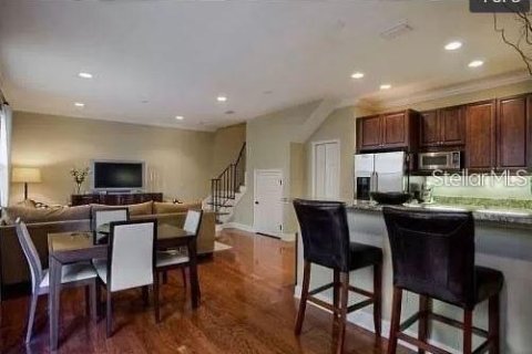 Adosado en alquiler en Tampa, Florida, 3 dormitorios, 155.52 m2 № 1720929 - foto 10