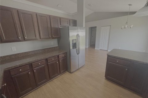 Villa ou maison à louer à Ocala, Floride: 3 chambres, 137.59 m2 № 2289943 - photo 6
