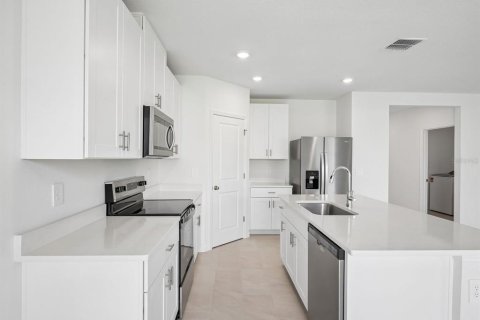 Villa ou maison à vendre à Auburndale, Floride: 3 chambres, 138.52 m2 № 2283281 - photo 3