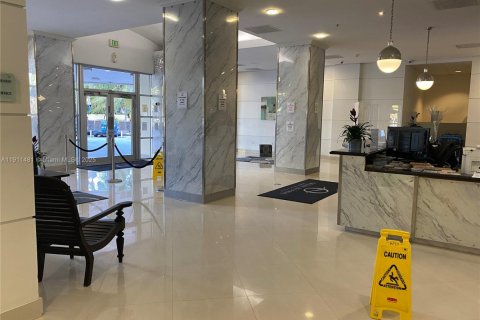 Купить кондоминиум в Санни-Айлс-Бич, Флорида 1 спальня, 93.37м2, № 1967323 - фото 19