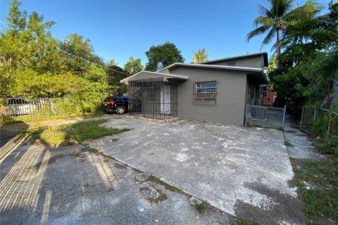 Appartement à louer à Miami, Floride: 2 chambres, 207.54 m2 № 1986091 - photo 22