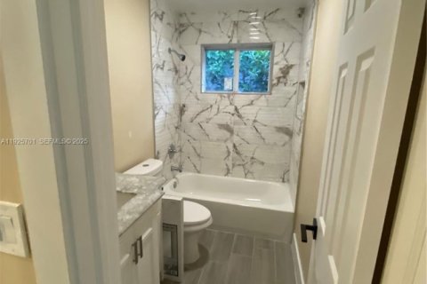 Appartement à louer à Miami, Floride: 2 chambres, 207.54 m2 № 1986091 - photo 9