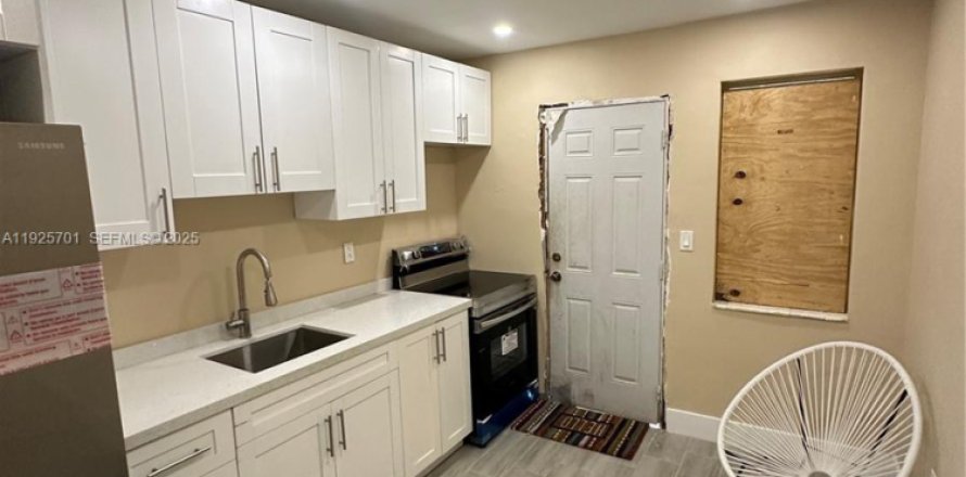 Appartement à Miami, Floride 2 chambres, 207.54 m2 № 1986091