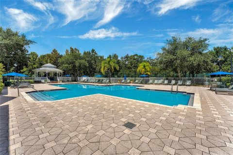 Condo in Celebration, Florida, 3 bedrooms № 2094255 - photo 23