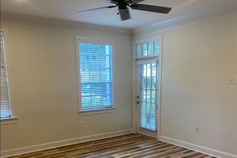 Condo in Celebration, Florida, 3 bedrooms № 2094255 - photo 10